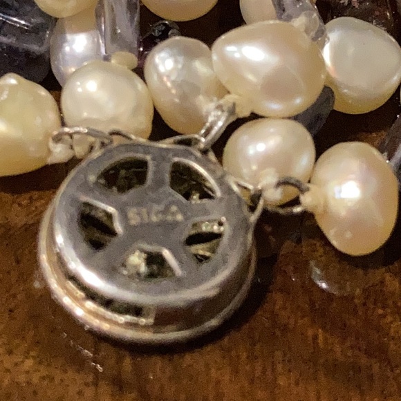 Agate and seed pearl choker. - Picture 10 of 10